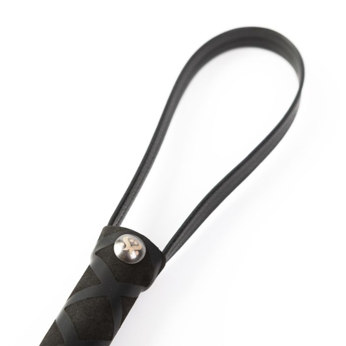 SEI MIO - Primed for Punishment - Faux Leather Flogger